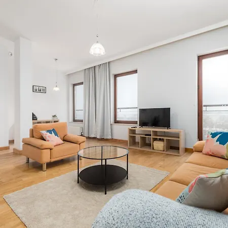 Tagore 3 By Homeprime * Warsaw