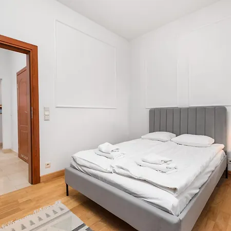 Apartment Tagore 3 By Homeprime Warsaw