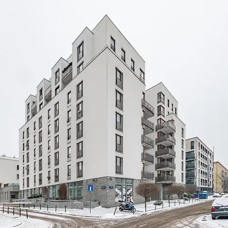 Tagore 3 By Homeprime * Warsaw